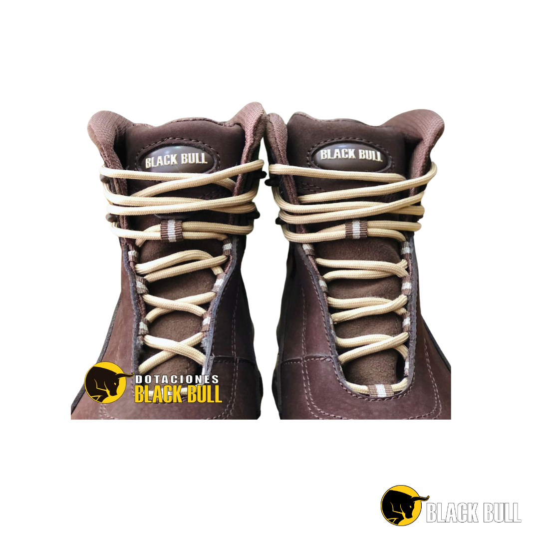 BOTA BLACK PUMA